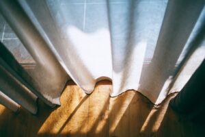 Как и с какво да избелвате тюл у дома