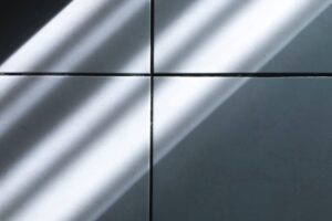 Как да почистите плочки в банята от плака, ръжда и мухъл: доказани продукти, които ще възстановят блясъка на плочките