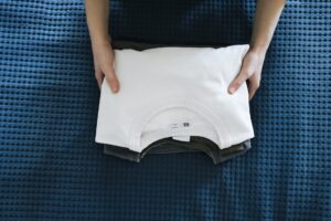 Предметът се е обезцветил по време на пране: как да го запазите и да го върнете в първоначалния му вид