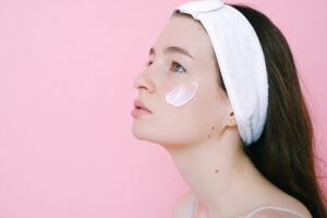Как да измиете фукорцин от кожа, мебели и дрехи