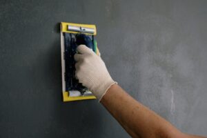 Как да премахнете полиуретанова пяна от различни повърхности